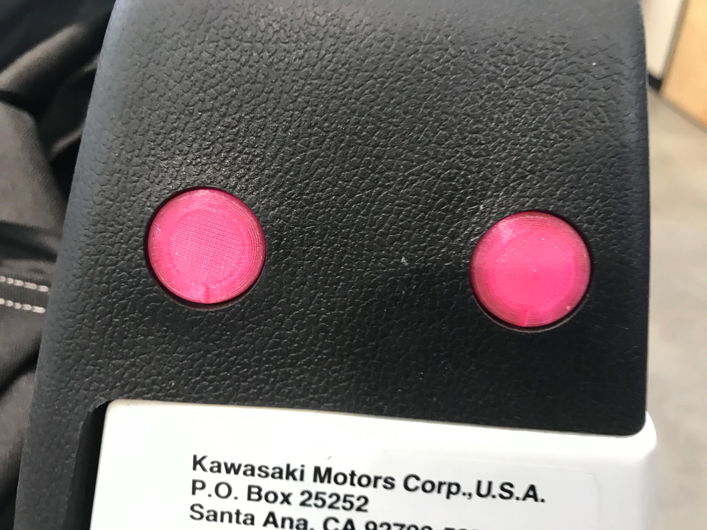 Kawasaki 550sx / Super Chicken turf plugs